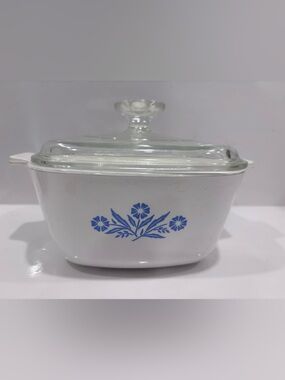 corning ware blue cornflower casserole with lid 1qt 7”